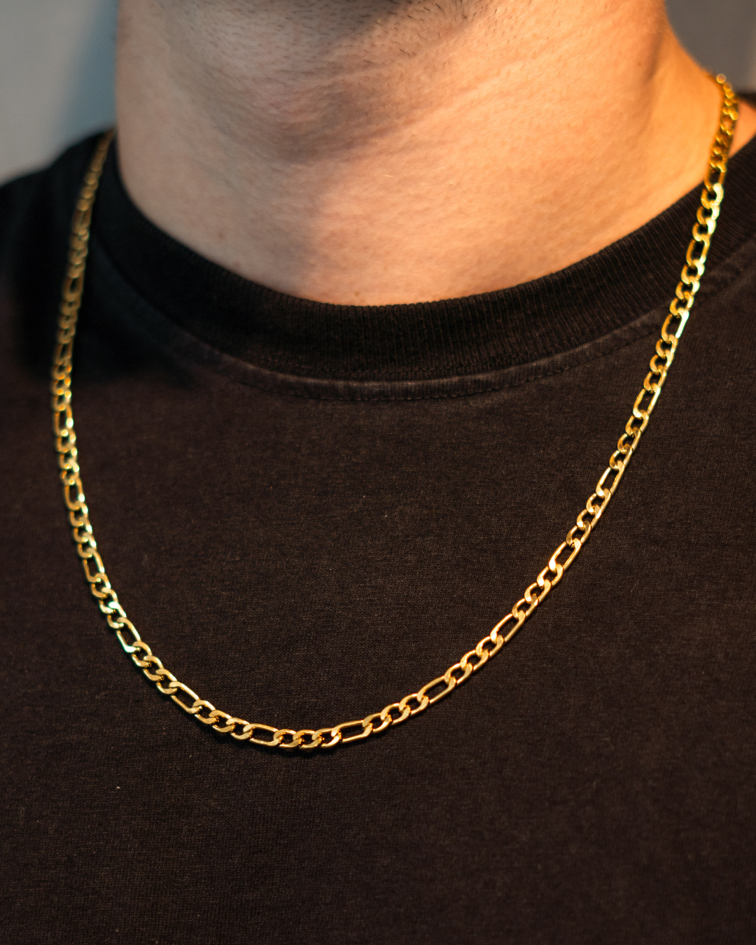 שרשרת פיגרו לגבר – סטייל איטלקי בגוון זהב