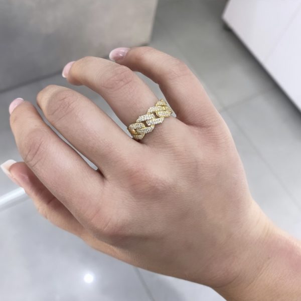 טבעת זהב לאישה- גורמט זרקונים