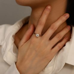 טבעת מוסונייט 1 קראט